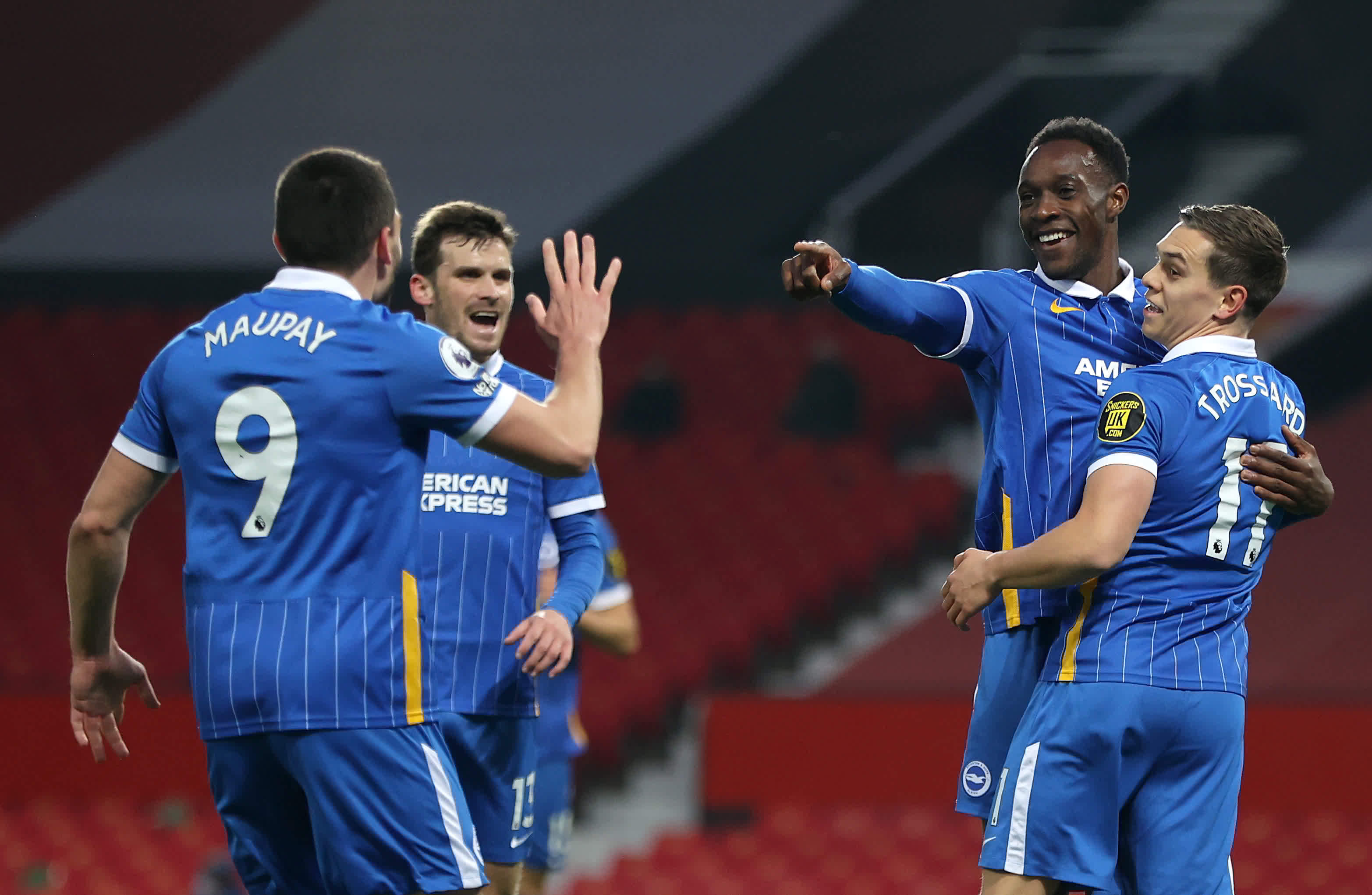 光投向利物 光投向利物